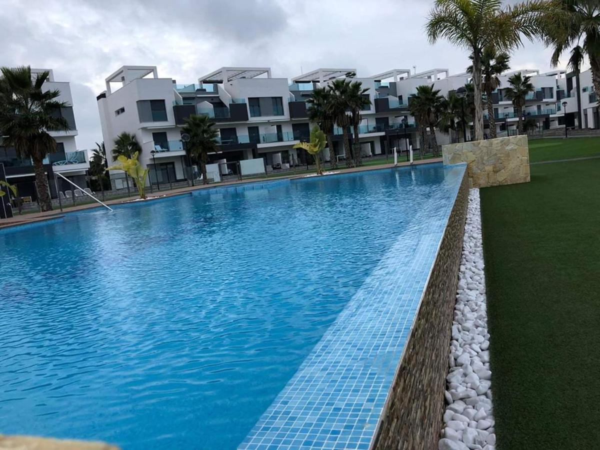 Oasis Juan Guardamar del Segura